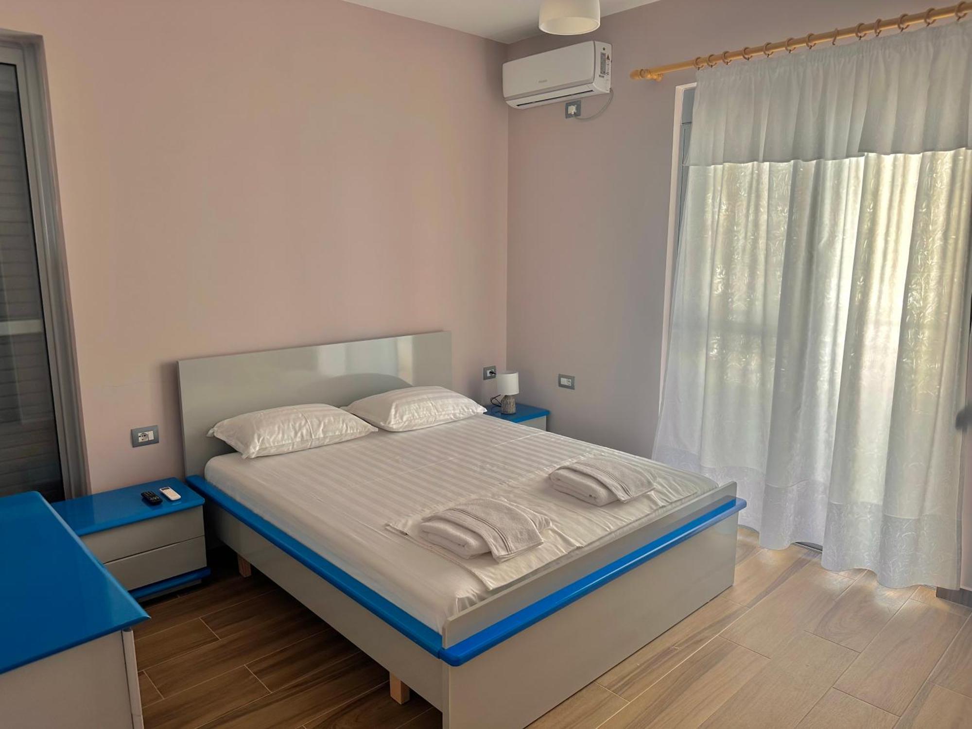 Wave N' Sea Sarandë